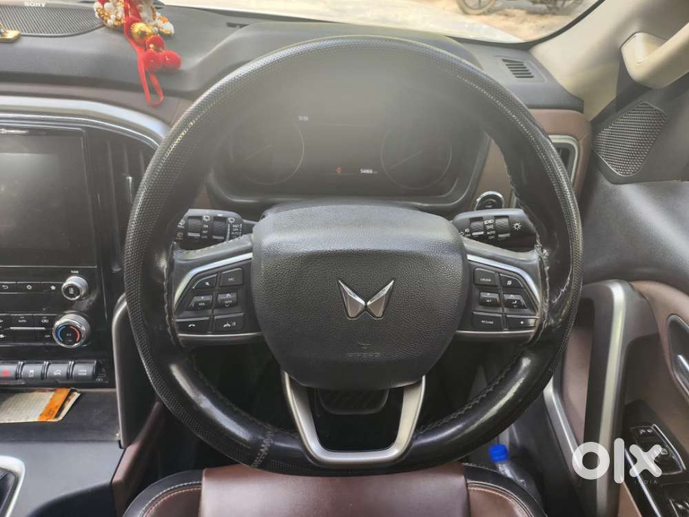 Manual Top With Top Notch Maintained Quality By Owner.