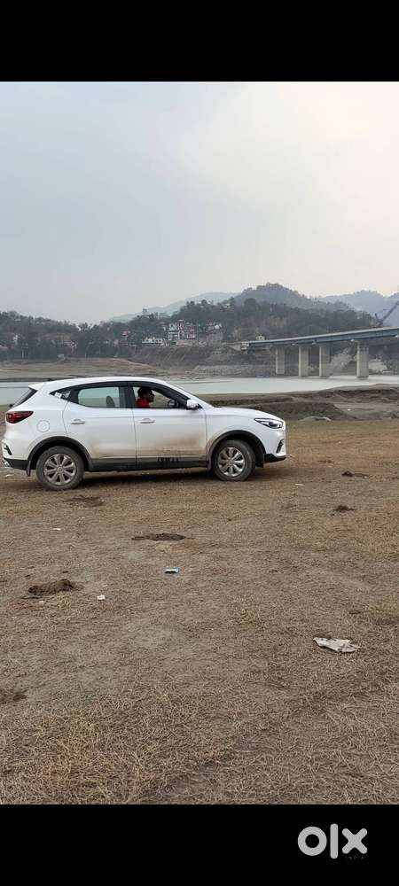 Mg Astor Shine Petrol 2025
