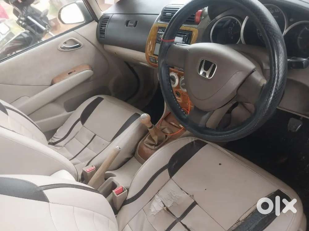 Honda City Zx 2006 Cng & Hybrids Good Condition
