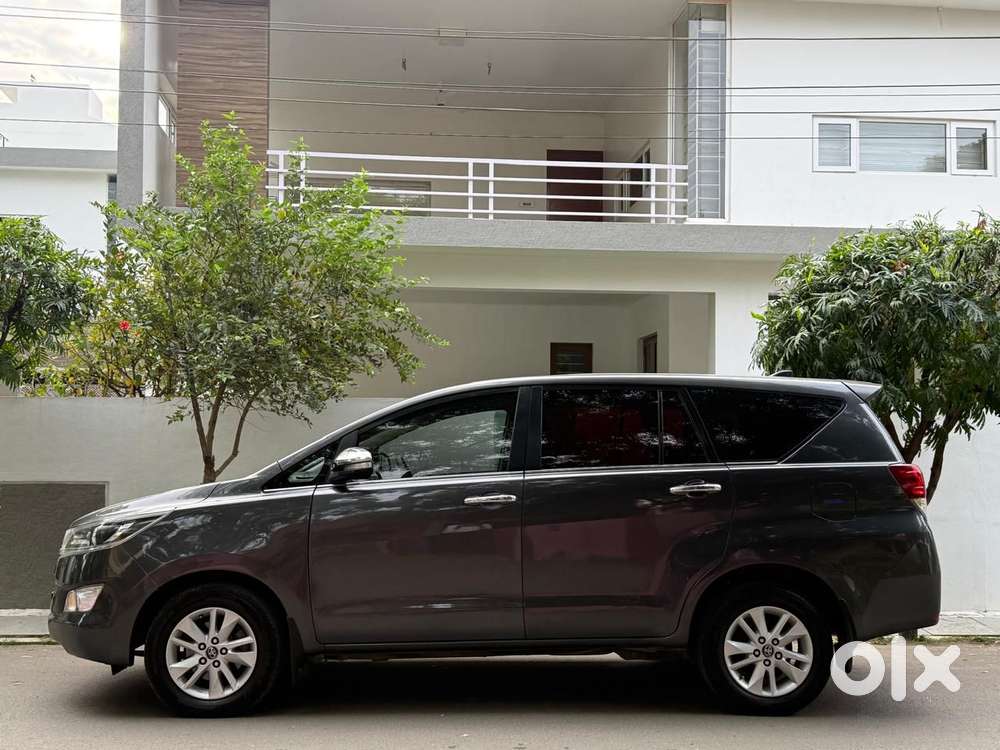 Toyota Innova Crysta 2.8 Z, 2017, Diesel