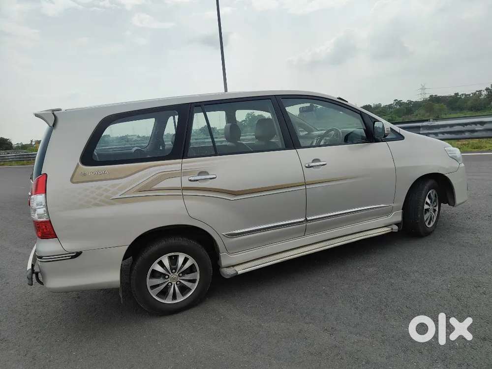 Toyota Innova 2016 Diesel Well Maintained