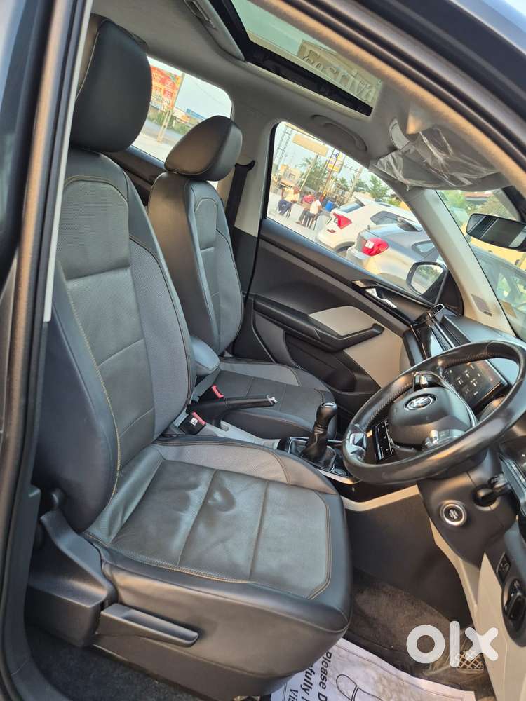 Skoda Kushaq 1.0 Tsi Style, 2022, Petrol