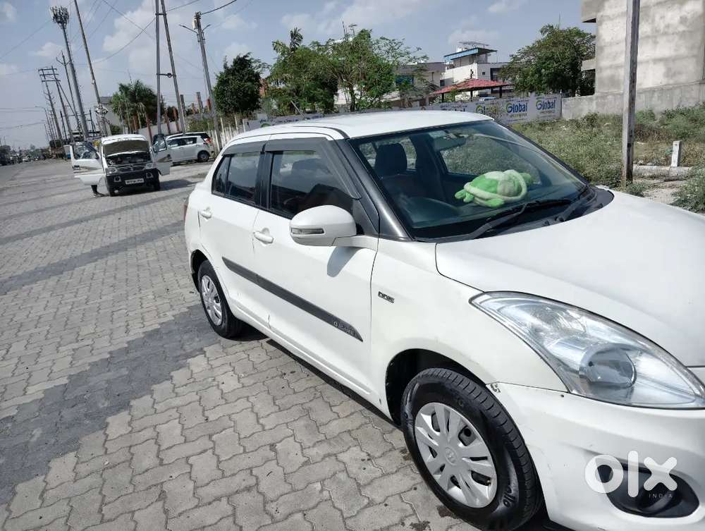 Maruti Suzuki Swift Dzire 2013 Diesel 82000 Km Driven