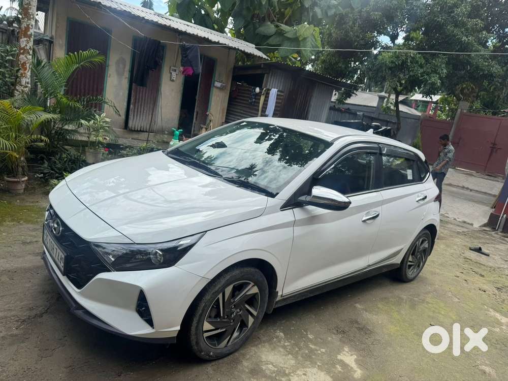 Family Car ,only 48 Thousand Run . Top Model .not A Singal Prblm ,1st