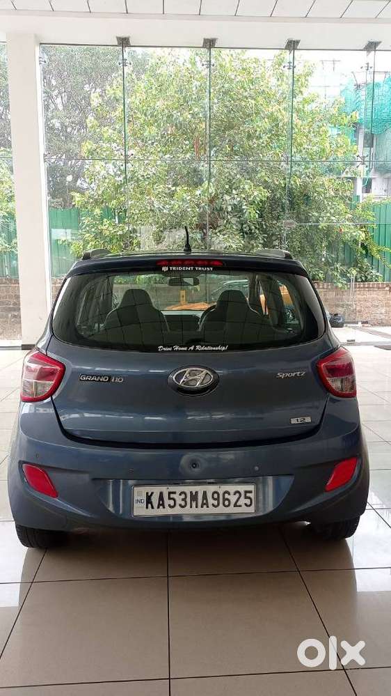 Hyundai Grand I10 Sportz, 2013, Petrol