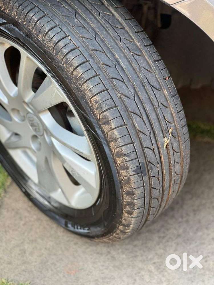 Maruti Suzuki Swift Ddis Zdi, 2012, Diesel