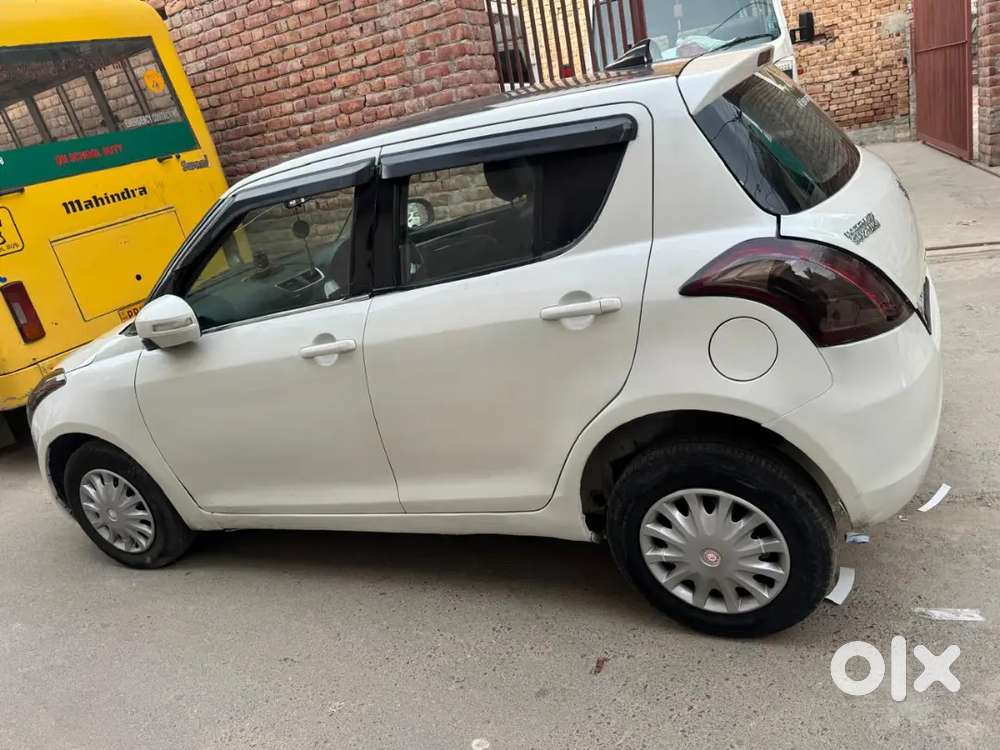 Maruti Suzuki Swift 2012 - Reliable Vxi