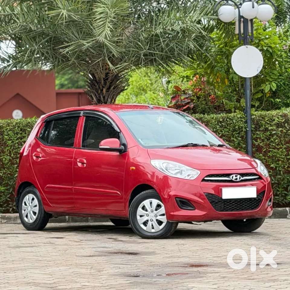 Hyundai I10 Sportz At, 2011, Petrol