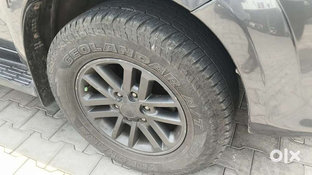 Toyota Fortuner 2015 Diesel 198000 Km Driven
