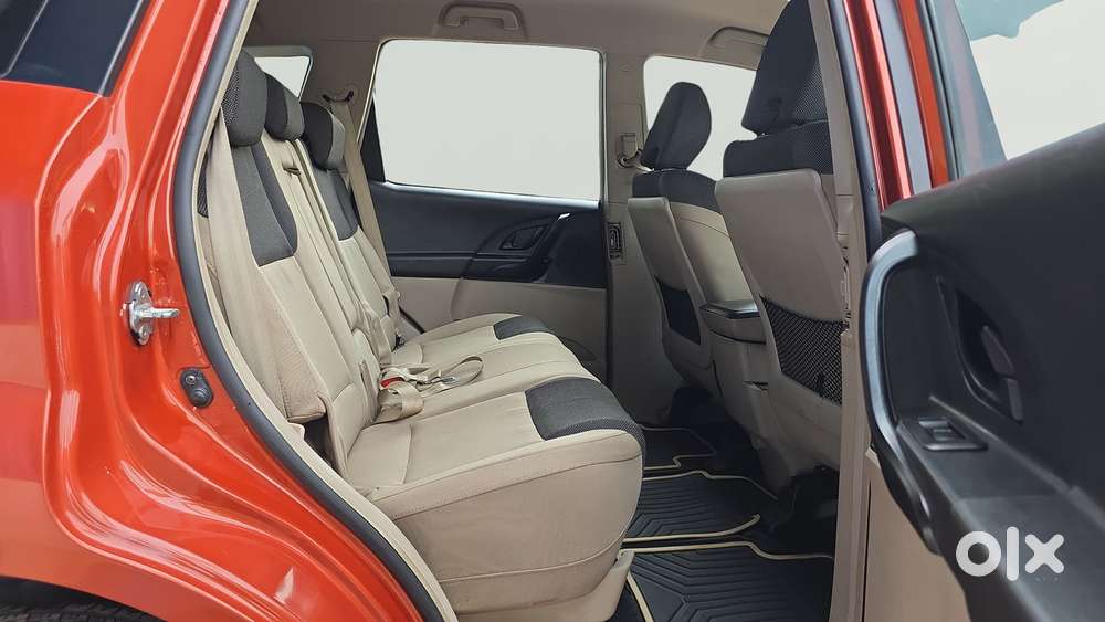 Mahindra Xuv500 W4, 2016, Diesel