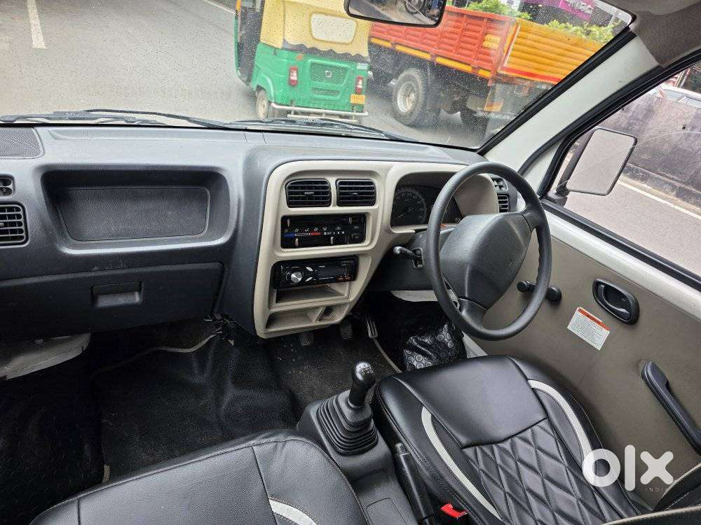 Maruti Suzuki Eeco 5 STR With AC Plus HTR CNG, 2015, CNG & Hybrids