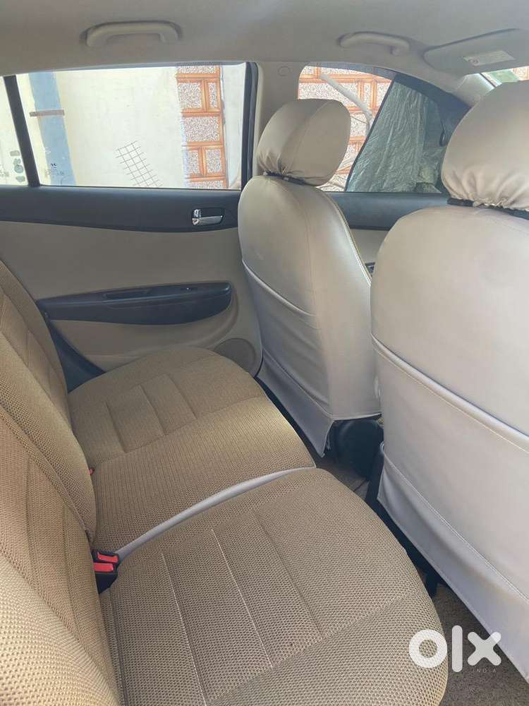 Hyundai Car Manual 2013