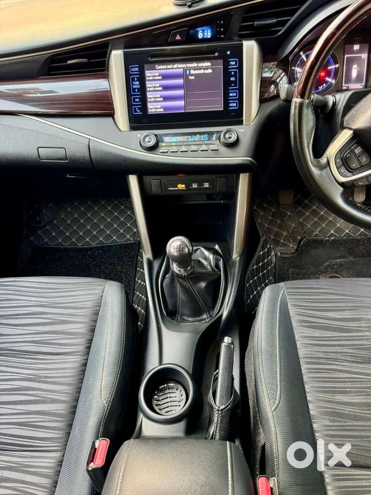 Toyota Innova Crysta 2017 Diesel Well Maintained