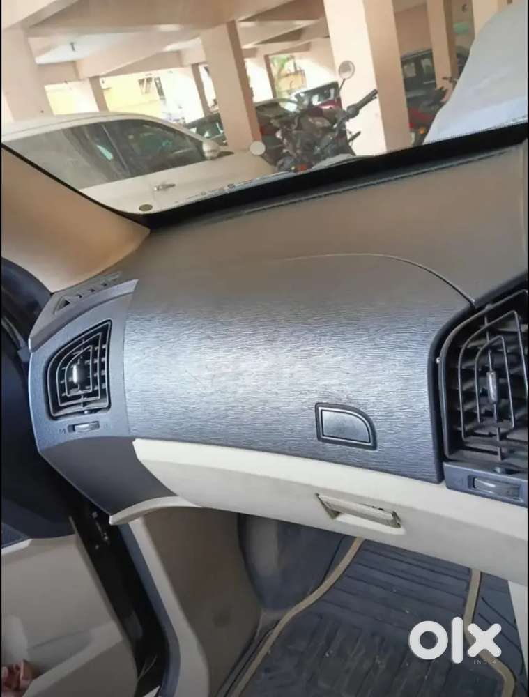Mahindra Xuv 500 W10 Model/ 24000 Km Driven