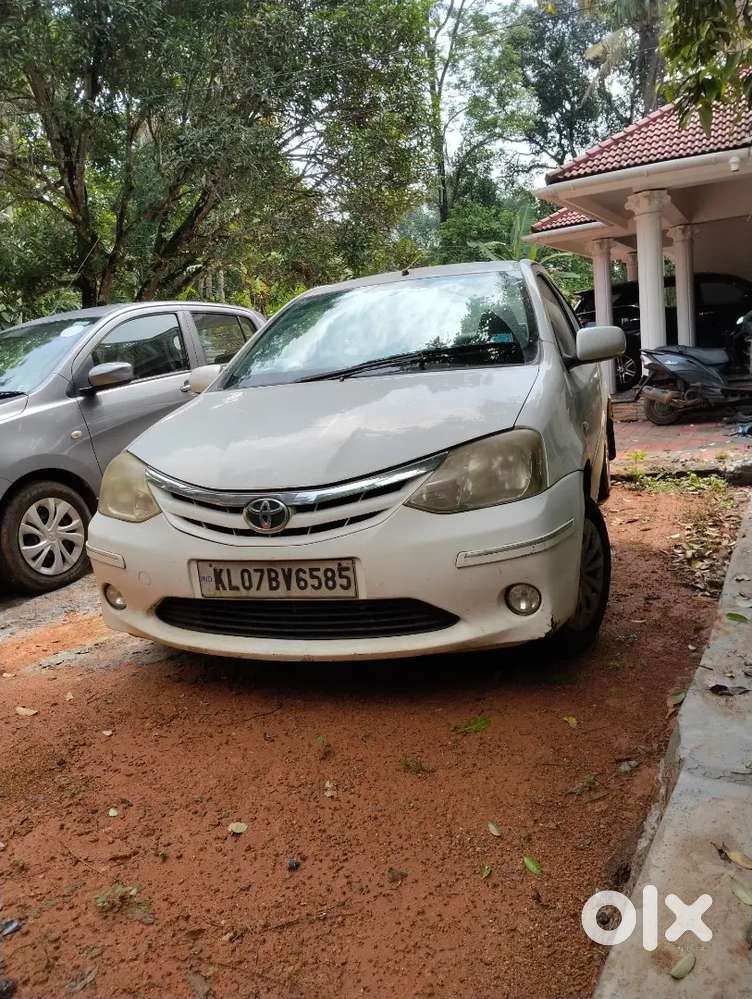 Toyota Etios(sedan) 2012