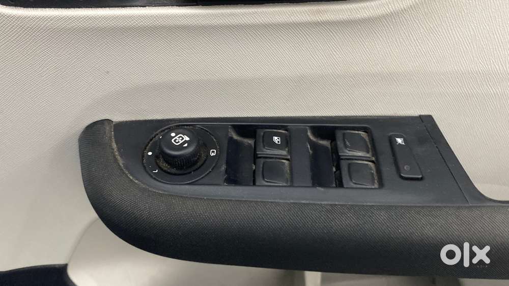 Tata Altroz 1.2 Xza Plus, 2022, Petrol