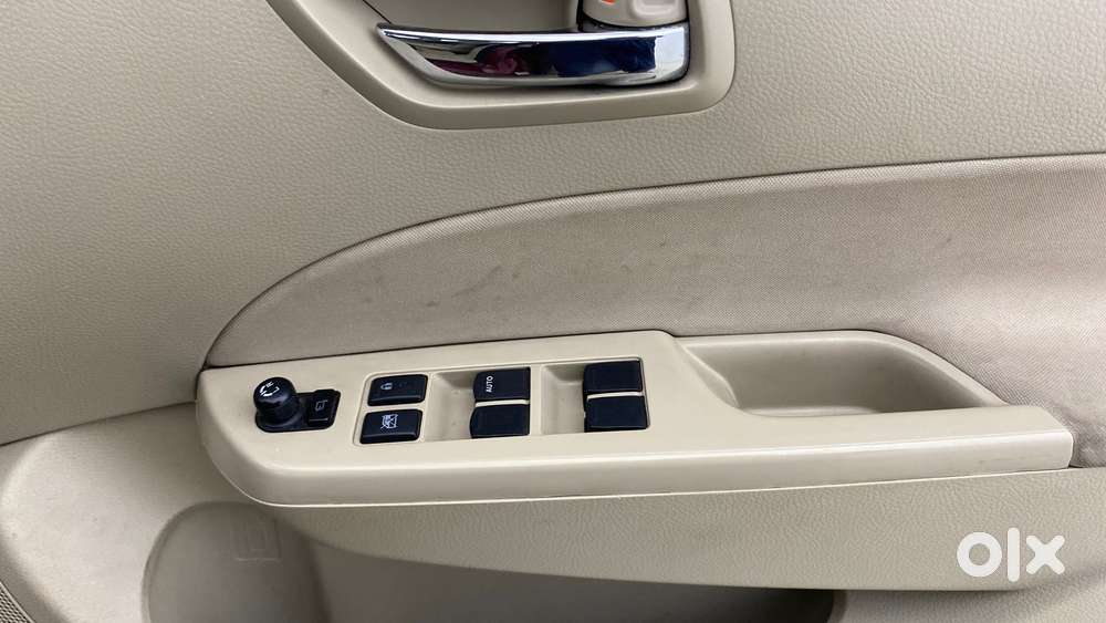 Maruti Suzuki Swift Dzire Vxi At, 2015, Petrol