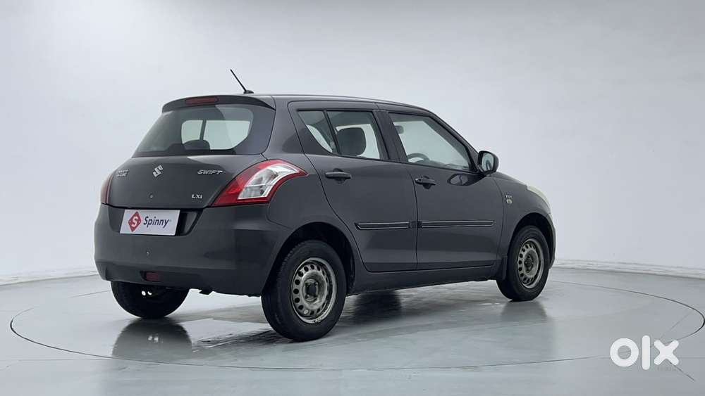 Maruti Suzuki Swift Lxi Optional-o, 2015, Petrol