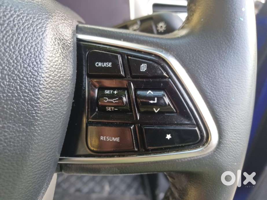 Mahindra Xuv700 2.0 Ax 7 Petrol At Luxury Pack Str, 2022, Petrol