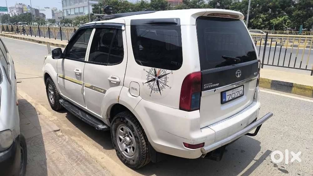 Tata Safari Storme 2014 Diesel Well Maintained