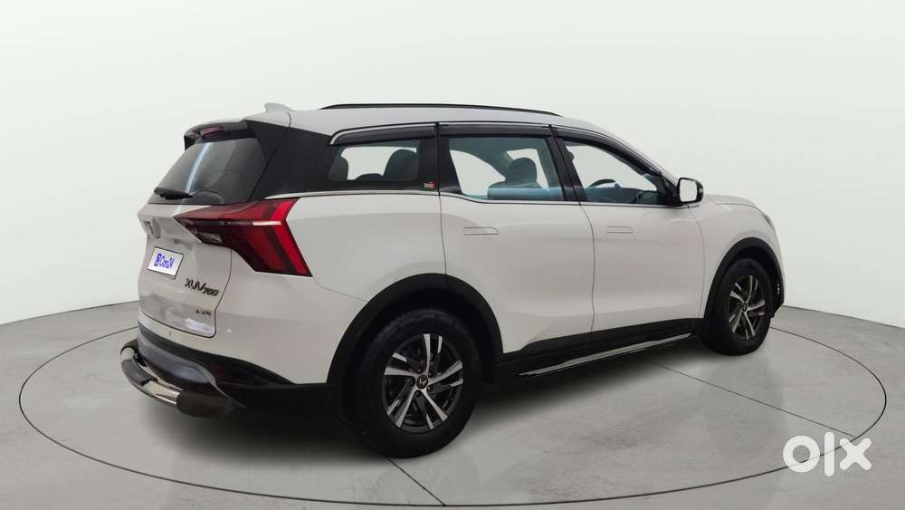Mahindra Xuv700 2.2 Ax 5 Diesel At 7 Str, 2022, Diesel