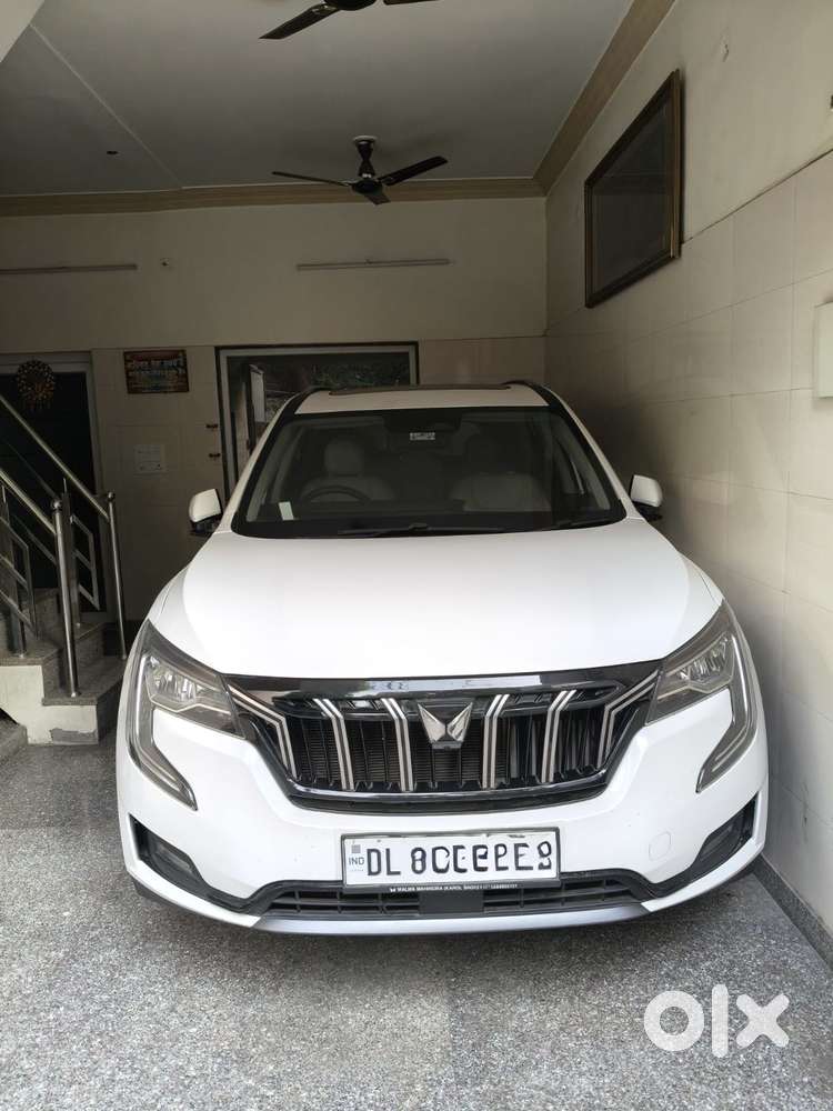 Mahindra Xuv700 2.0 Ax 7 Petrol At Luxury Pack Str, 2025, Petrol