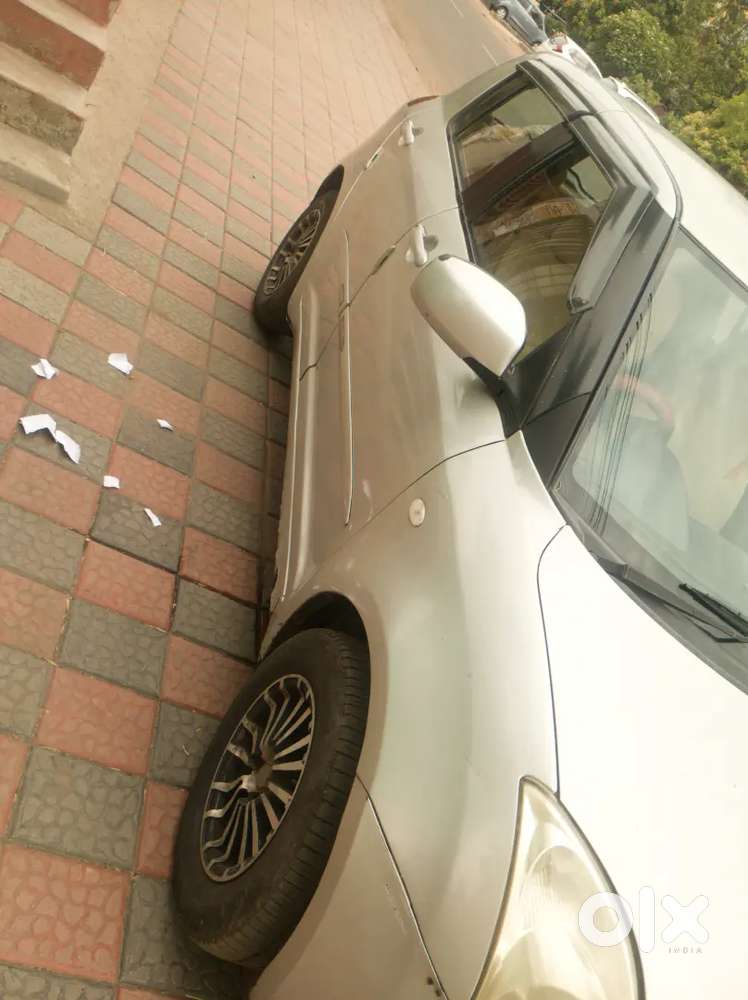 Maruti Suzuki Swift 2006 Petrol