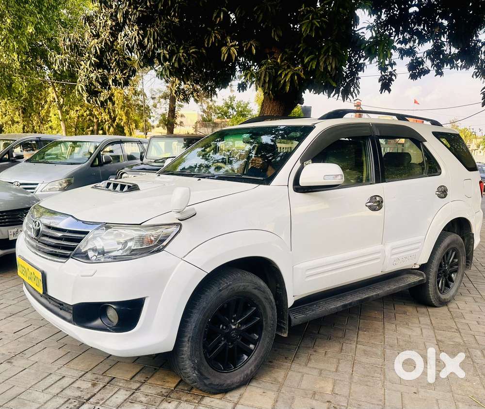Toyota Fortuner, 2012, Diesel