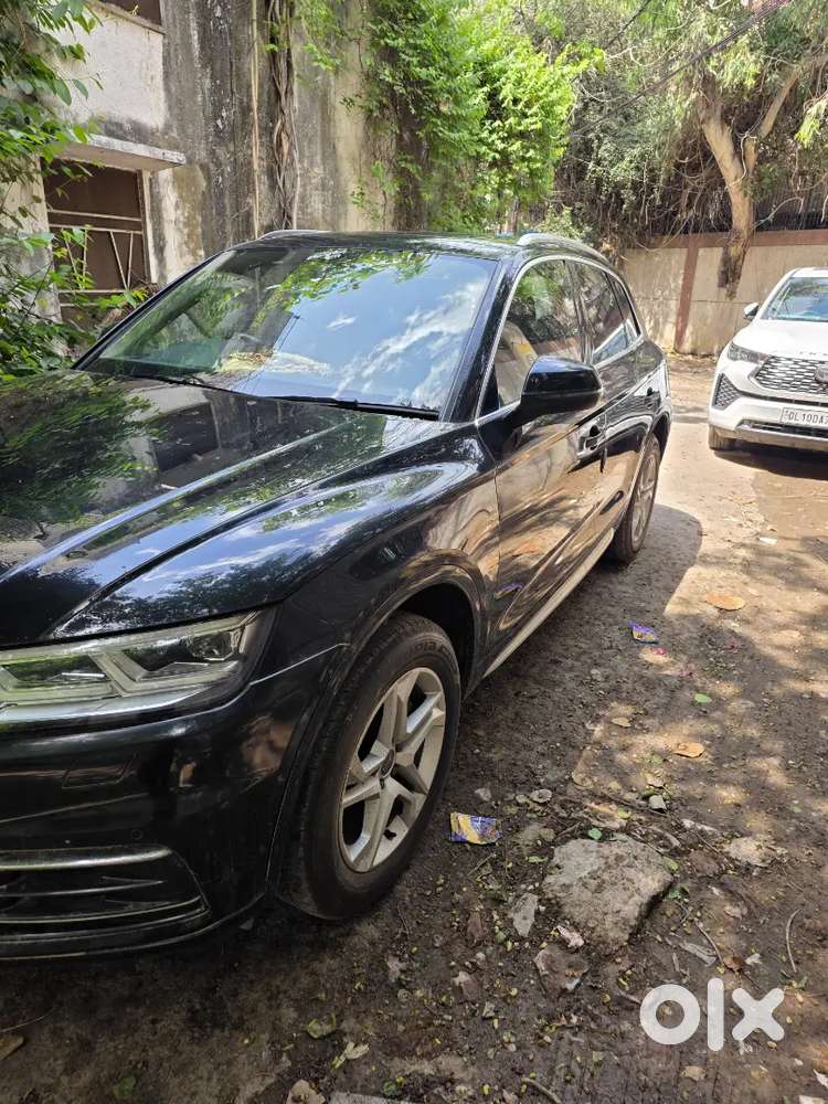 Q5 Diesal 1st Owner. 98765 Km 

Dealer Pls Excuse