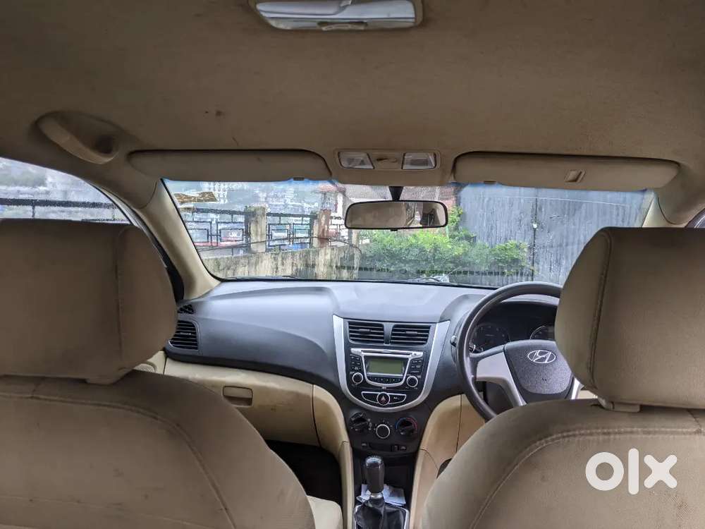 Hyundai Verna 2012