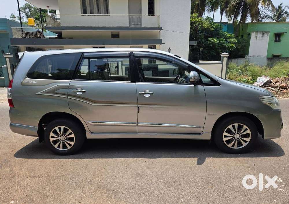 Toyota Innova 2.5 Z Diesel 7 Seater, 2015, Diesel