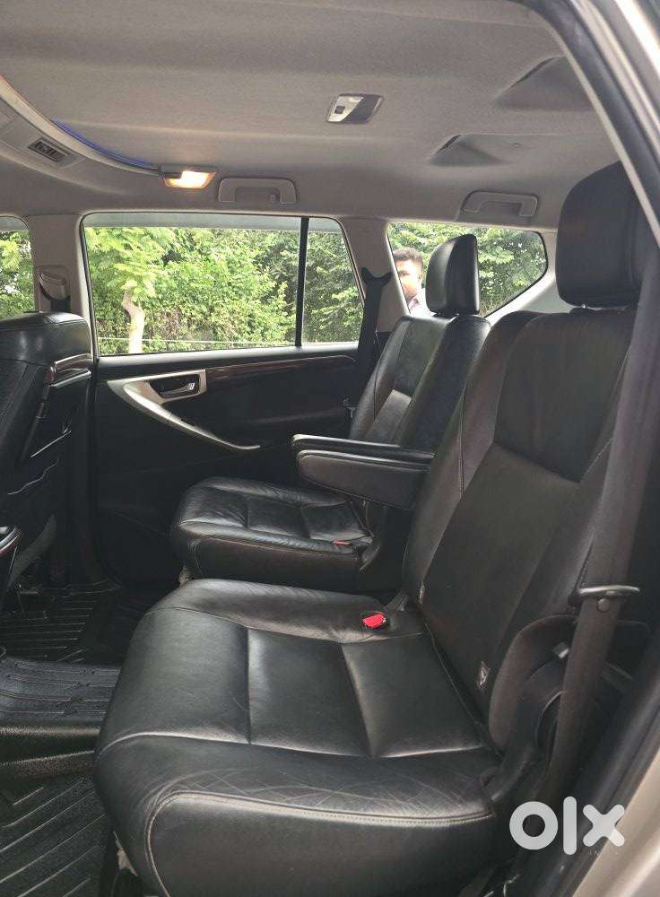 Toyota Innova Crysta 2.4 Zx Mt, 2016, Diesel