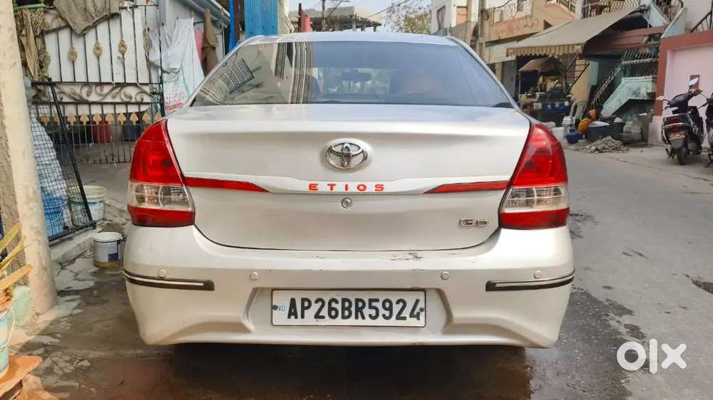 Toyota Etios 2013 Diesel 381000 Km Driven