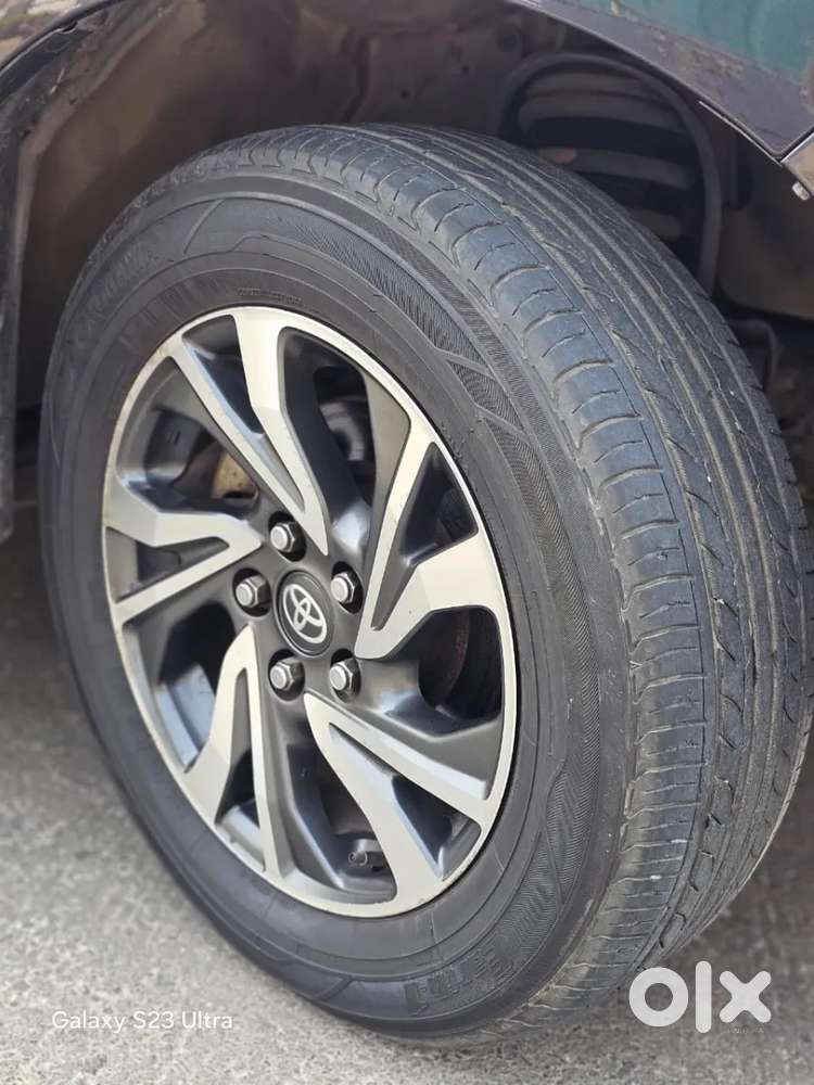 Toyota Innova Crysta 2.4 G Mt 7 Str, 2022, Diesel
