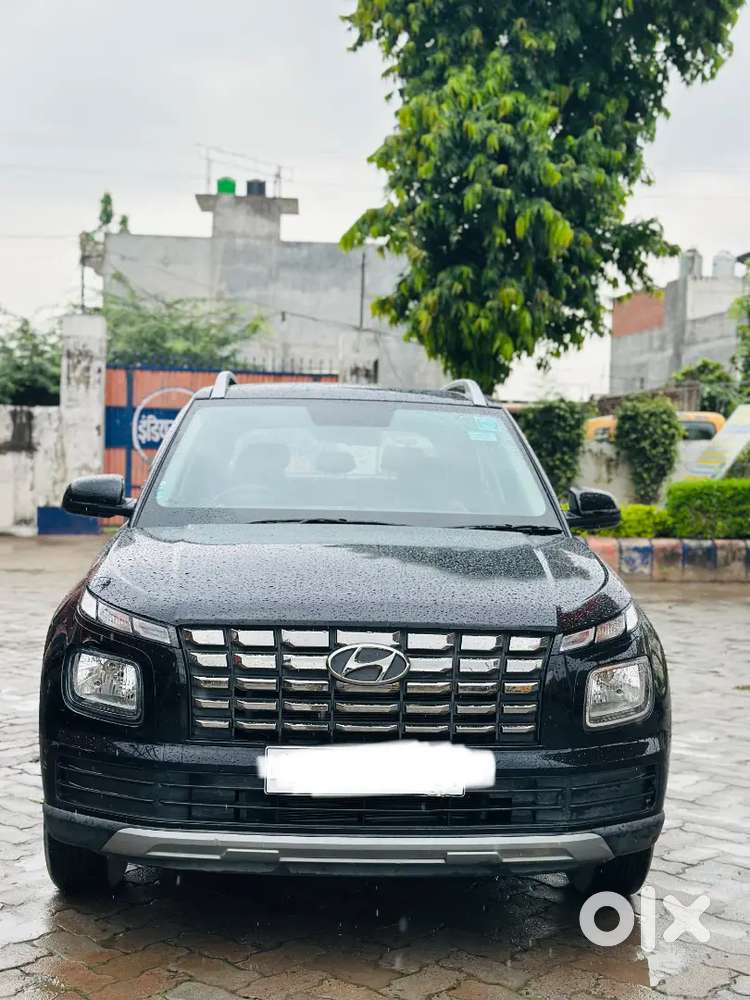 Hyundai Venue 2025 Manual