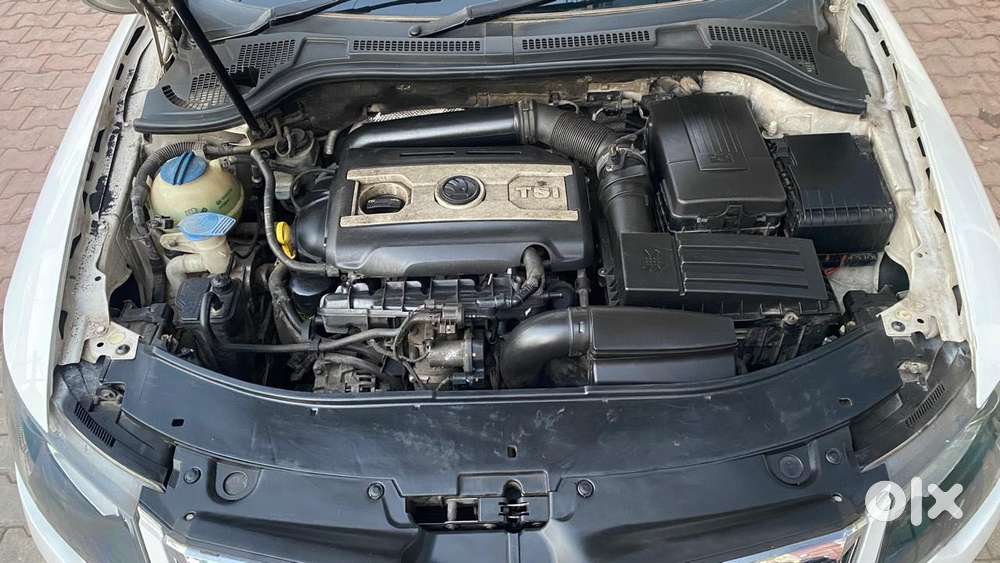 Skoda Superb 2013-2015 Elegance 1.8 Tsi At, 2015, Petrol