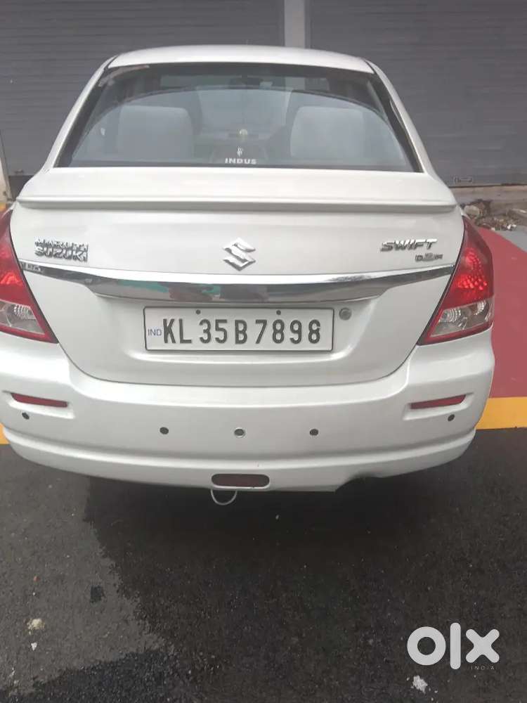 Maruti Suzuki Swift Dzire 2010 Diesel 128000 Km Driven