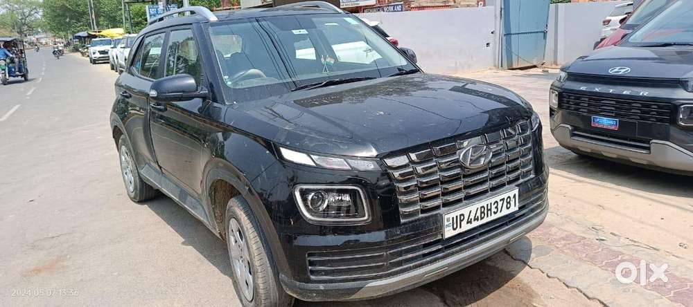 Hyundai Venue Petrol 2022 Model Year