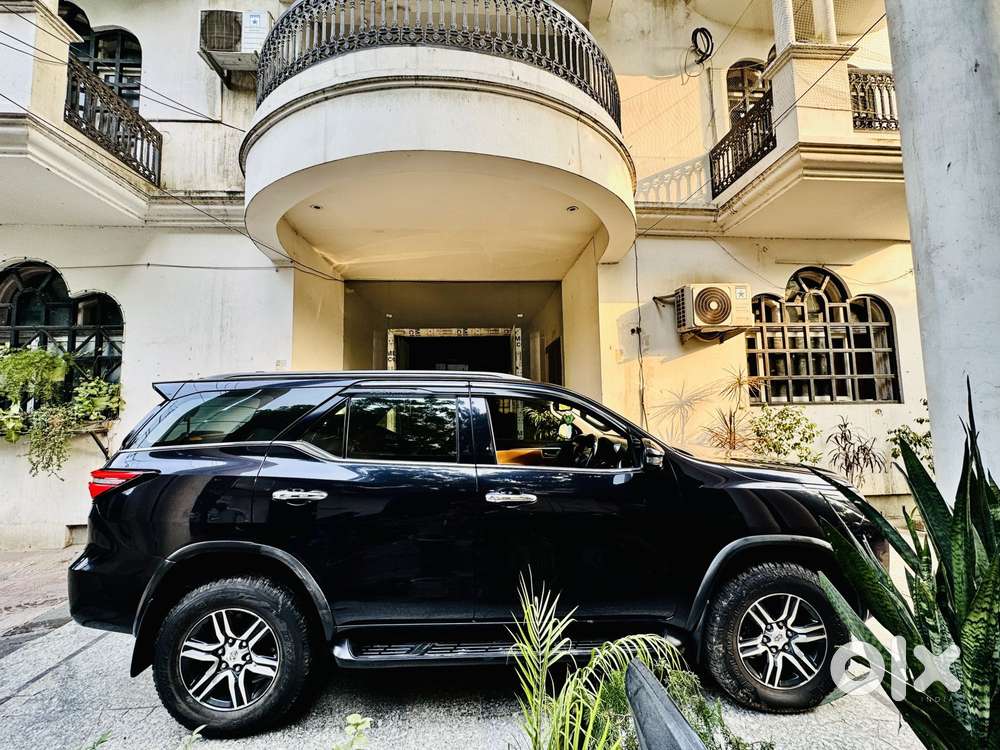 Toyota Fortuner 4x2 At 2.8 Diesel, 2022, Diesel