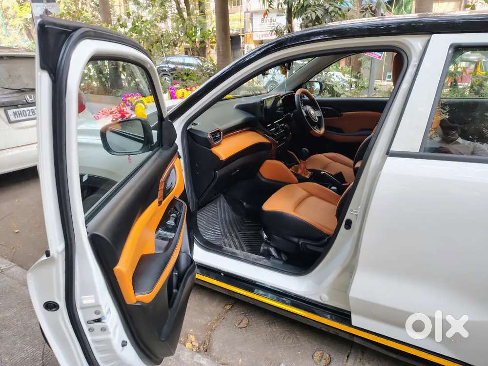 Toyota Urban Cruiser Hyryder 2025 Petrol 520 Km Driven As Good As New