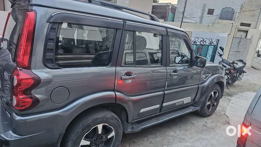 Mahindra Scorpio Classic S11, Sept- 2023, Diesel16500 Km Driven