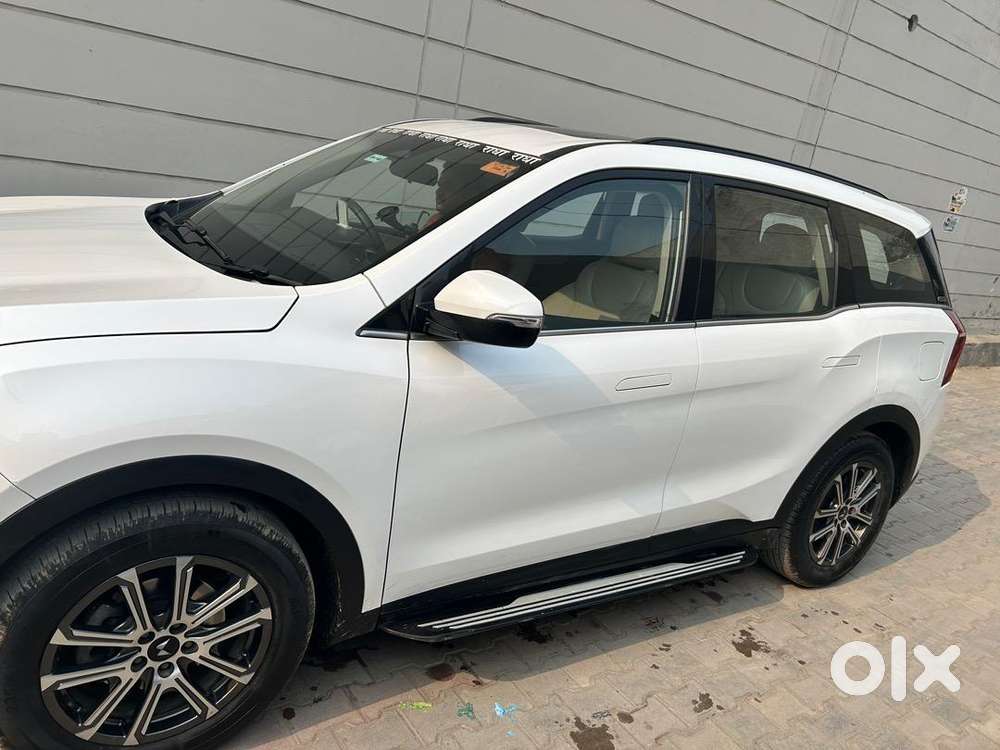 Mahindra Xuv700 2024 Diesel 52400 Km Driven