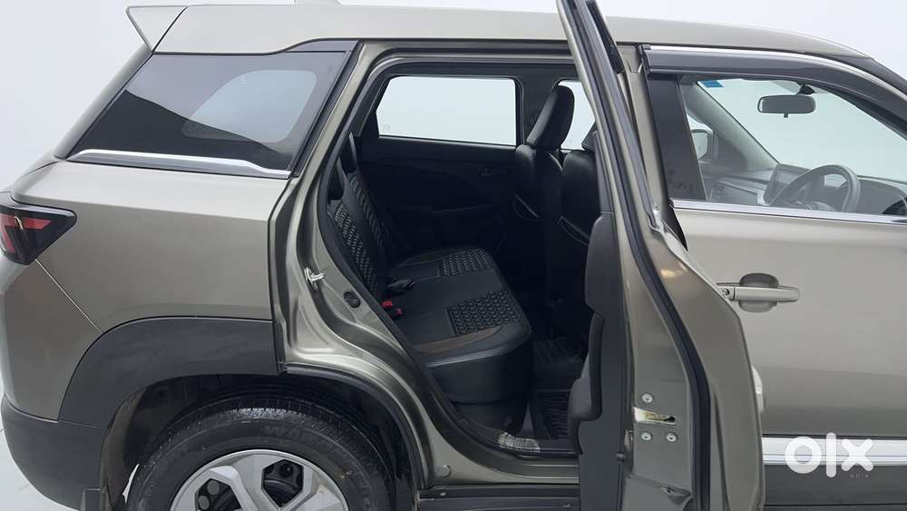 Maruti Suzuki Brezza Vxi At, 2024, Petrol