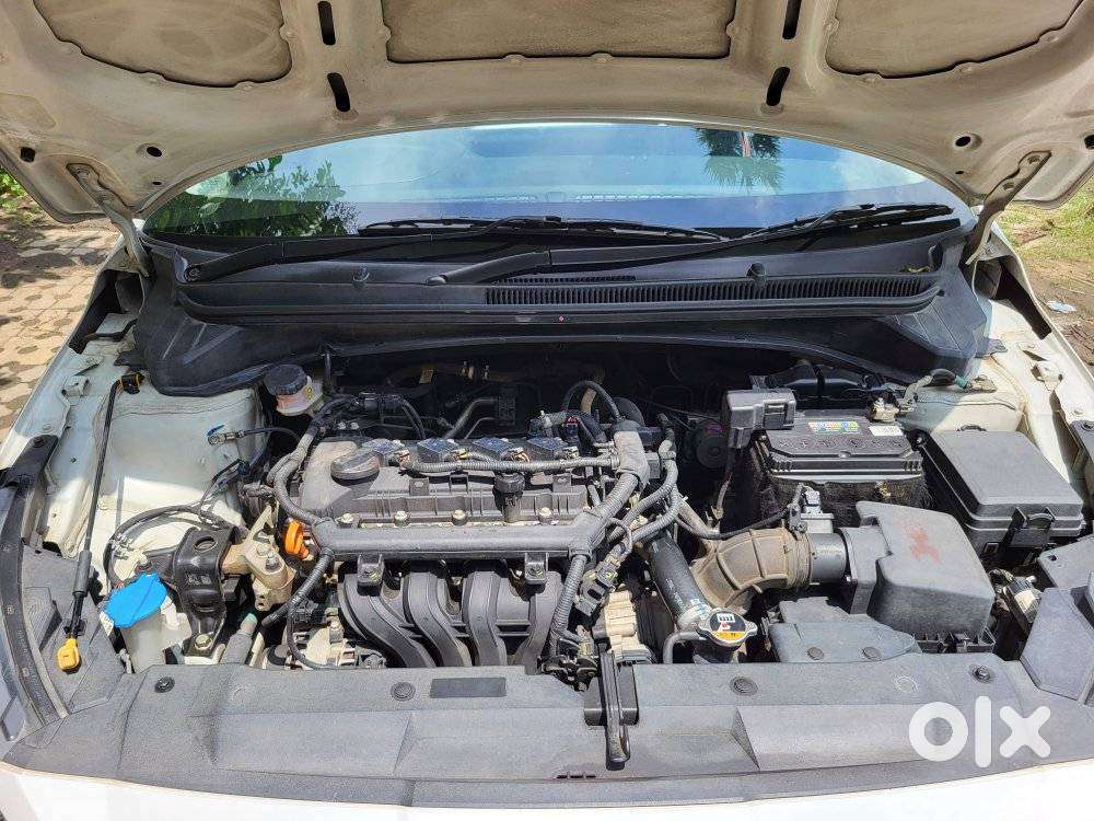 Hyundai New I20 1.2 Asta (o) Mt, 2022, Petrol