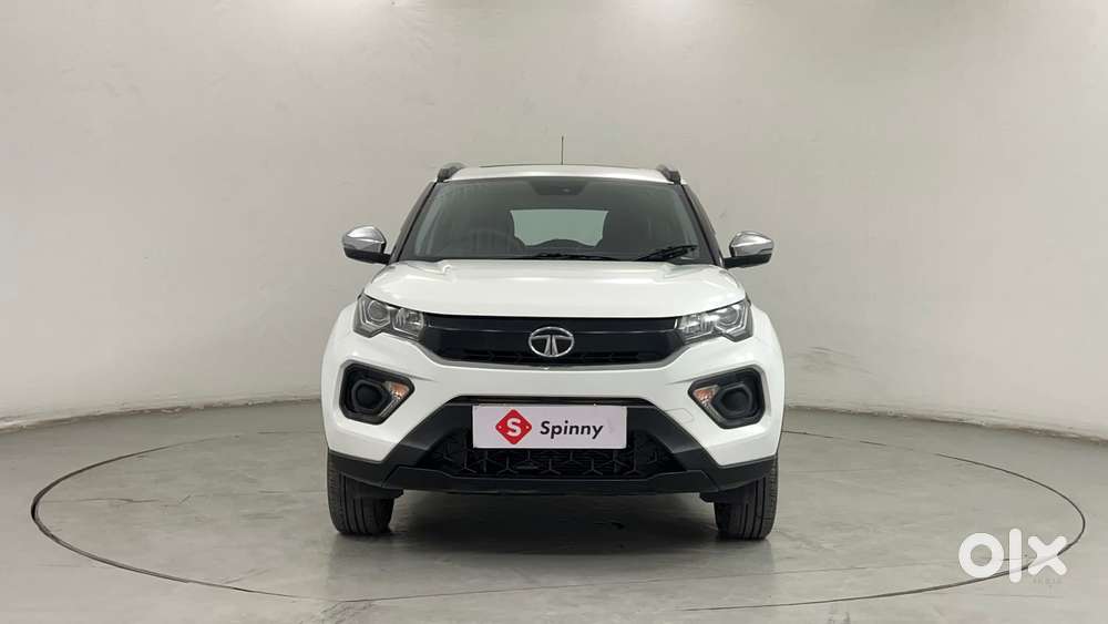 Tata Nexon 1.2 Revotron Xma Amt (s), 2022, Petrol
