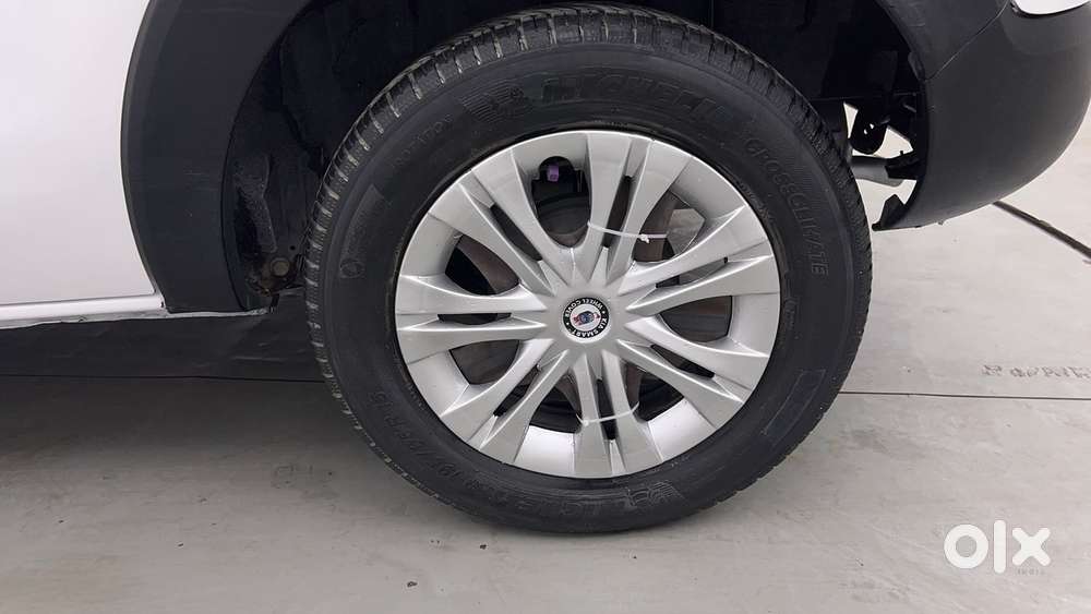 Renault Triber Rxz Easy-r Amt, 2020, Petrol