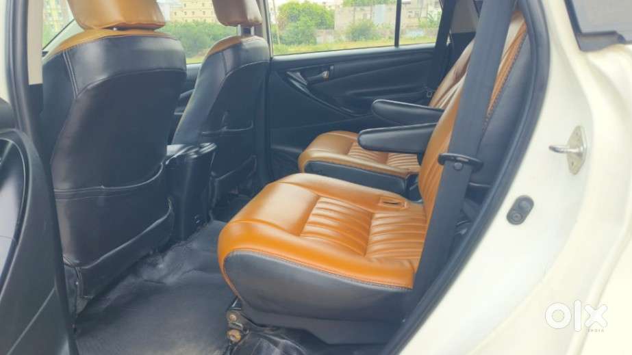 Toyota Innova Crysta 2.4 Gx Mt, 2017, Diesel