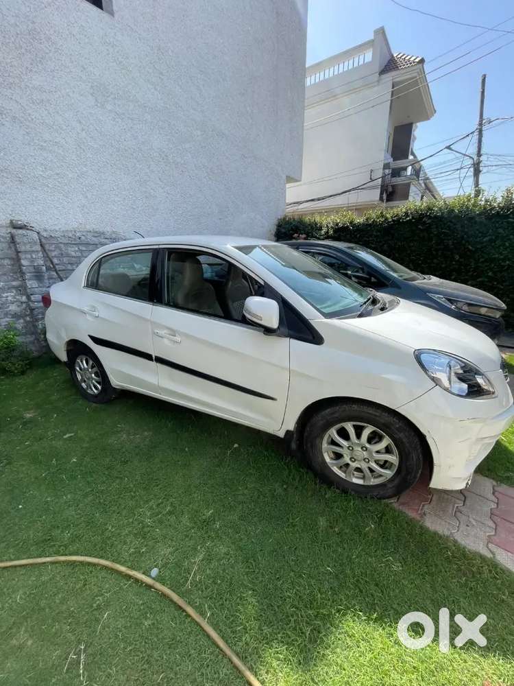 Honda Amaze 2013 Top Model (petrol)