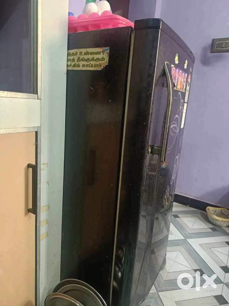 Fridge selling