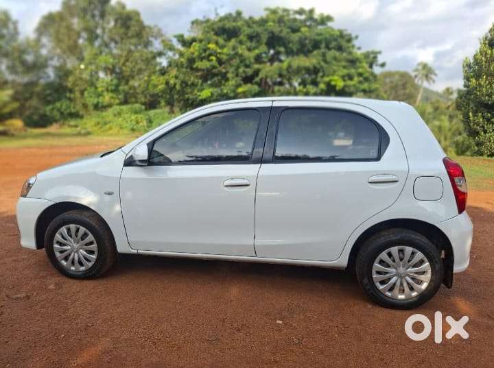 Toyota Etios Liva [2017-2020] 1.2 G Sp, 2017, Petrol